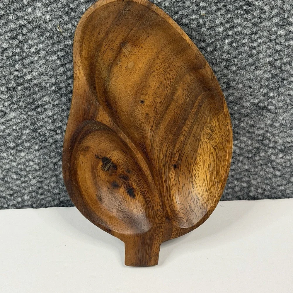 Vintage Monkey Pod Wood Carved Hand Crafted Leaf Tray Philippines